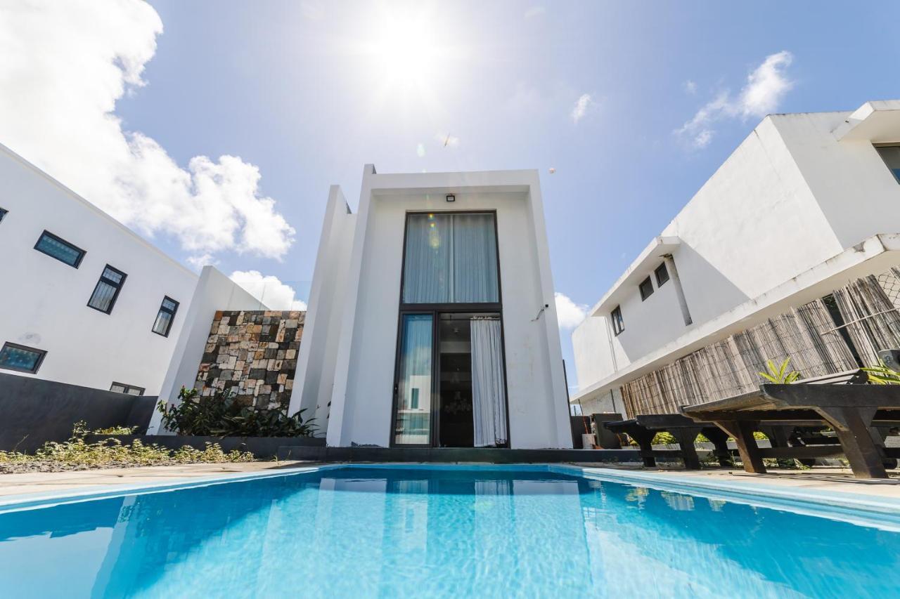 Viccos Villa - Brand New Villa In Trou D'Eau Douce Ngoại thất bức ảnh