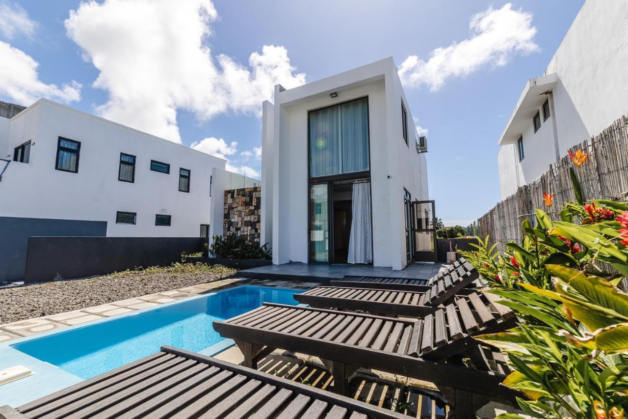 Viccos Villa - Brand New Villa In Trou D'Eau Douce Ngoại thất bức ảnh